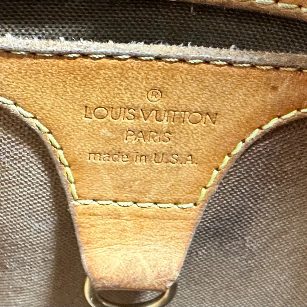 Louis Vuitton
LV Monogram Ellipse PM petit Vintage - Picture 8 of 9